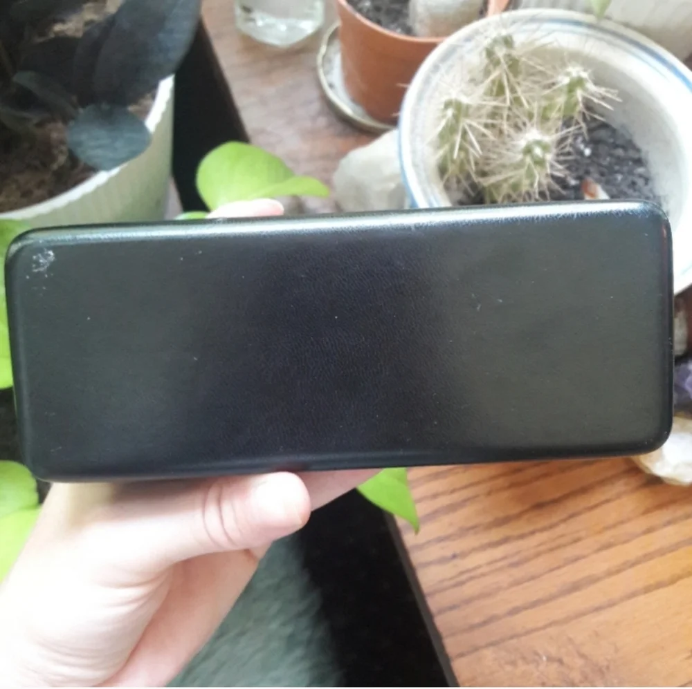 L.A.M.B. Vintage Sunglass Leather Case Velvet Lined Gwen Stefani Collectible